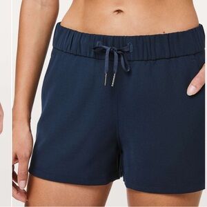 Lululemon On The Fly Short - Size 6
